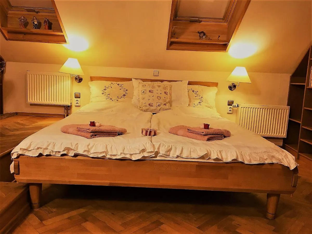 Tiffany Loft Apartment Prague